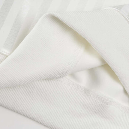 Hanorac retro cu dungi întunecate și patchwork