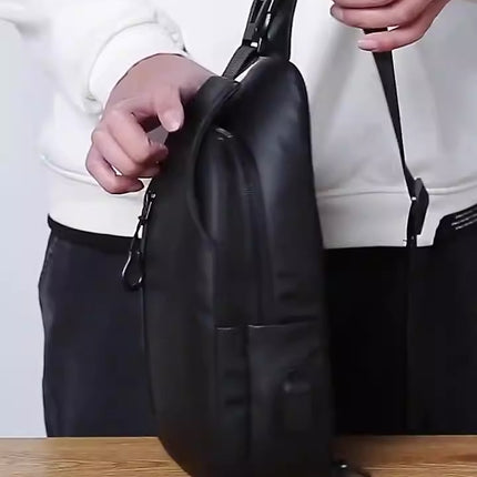 Outdoor Large Capacity Messenger Bag