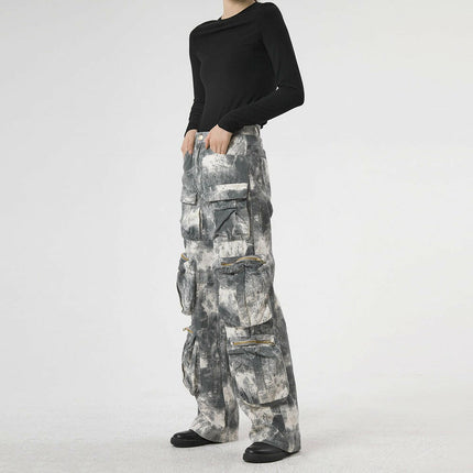 Grozavu Loose Multi-Pocket Denim Cargo Pants at €67.52