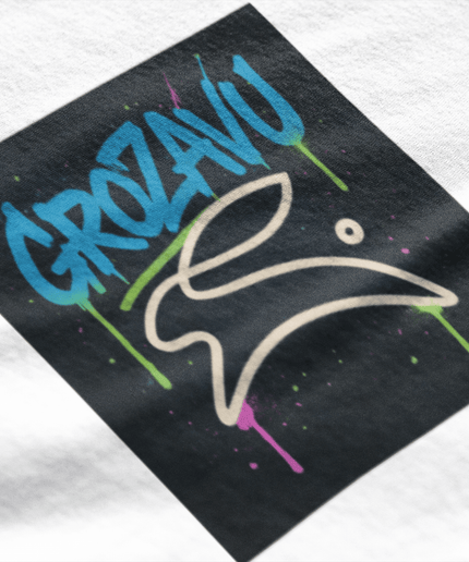Grozavu | Graffiti Übergroß