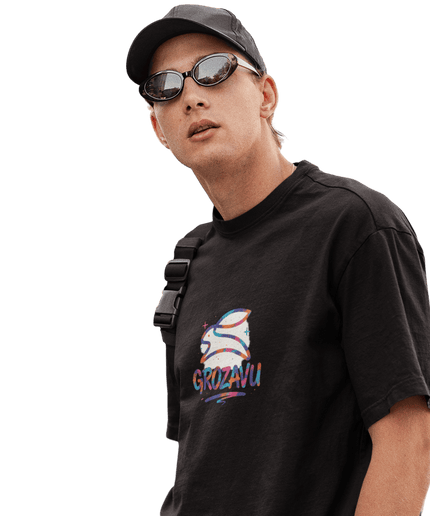 Grozavu | Grafik V-Ausschnitt T-Shirt