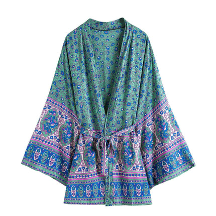 Vacation Vibes: Loose-Fit Cotton Totem Print Cardigan! at €37.99