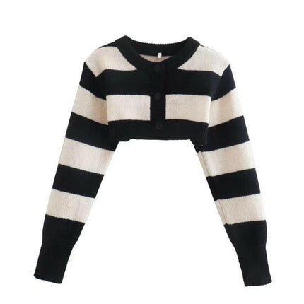 Grozavu's Black and White Striped Knitted Sweater: Crop Top for Women at €44.99