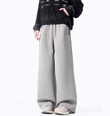 Oversized Winter Casual Long Pants in gray, featuring a relaxed fit and elastic fabric for winter comfort.