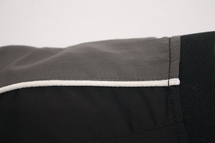 Camisa de Manga Larga con Cuello en V Deportiva Impermeable Negra Blanca