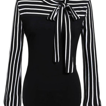 Grozavu's Slim Striped Patchwork Blouse: Fashionable O-Neck at €14.99