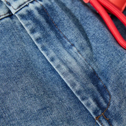 Pantalons en denim de collège avec patch de dessin animé