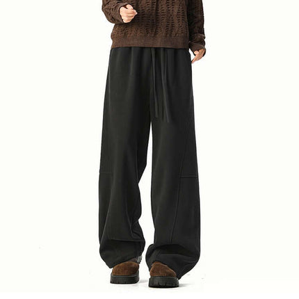 Stylish model wearing Heavyweight Wide-Leg Pants - Loose Fit with a casual outfit that highlights comfort.