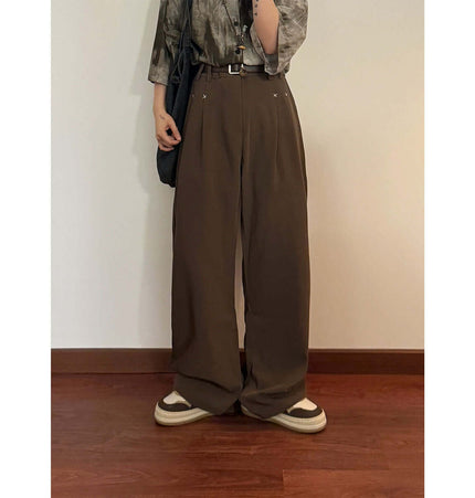 Wide Leg Straight Casual Pants – Loose Fit worn by a model, showcasing a relaxed silhouette on a minimalist background.