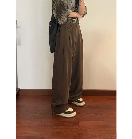 Wide Leg Straight Casual Pants – Loose Fit in brown with modern street style on a model.