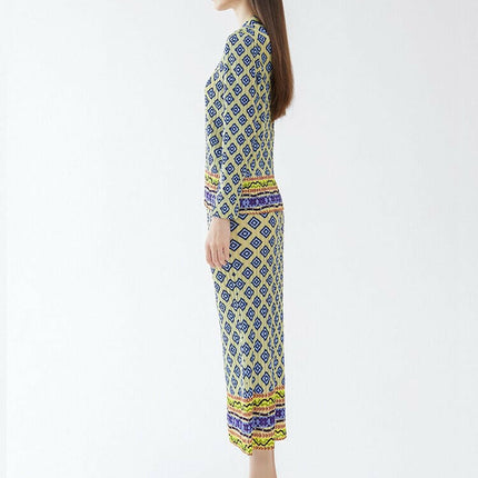 Grozavu Chic: Vintage Printed Skirt Set - Spring Causal at €99.12