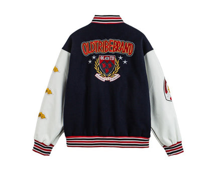 Giacca da baseball in pelle con toppe a patchwork e emblema della lettera del marchio