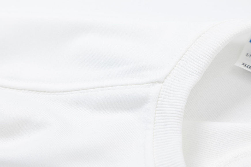 Felpa con cappuccio di media lunghezza con stampa di renna natalizia