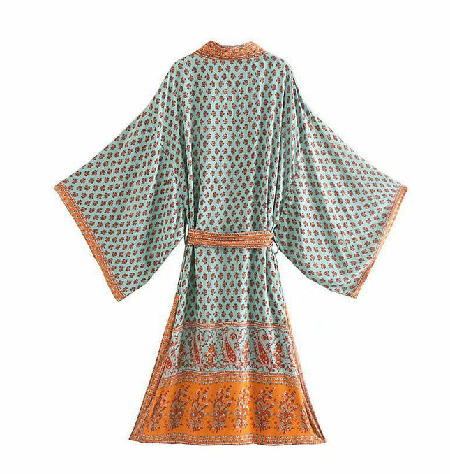 Grozavu's Cashew Print Kimono Cover-Up: Stylish & Versatile at €44.99