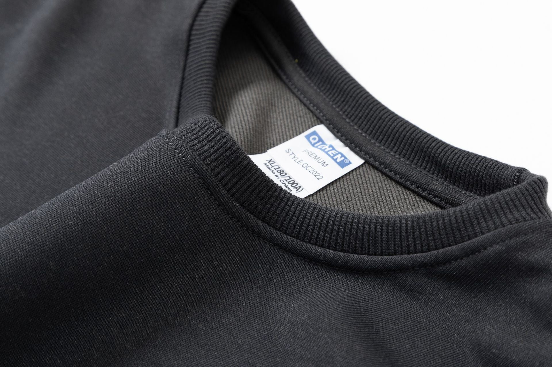 Christmas Reindeer Print Medium-Length Hoodie