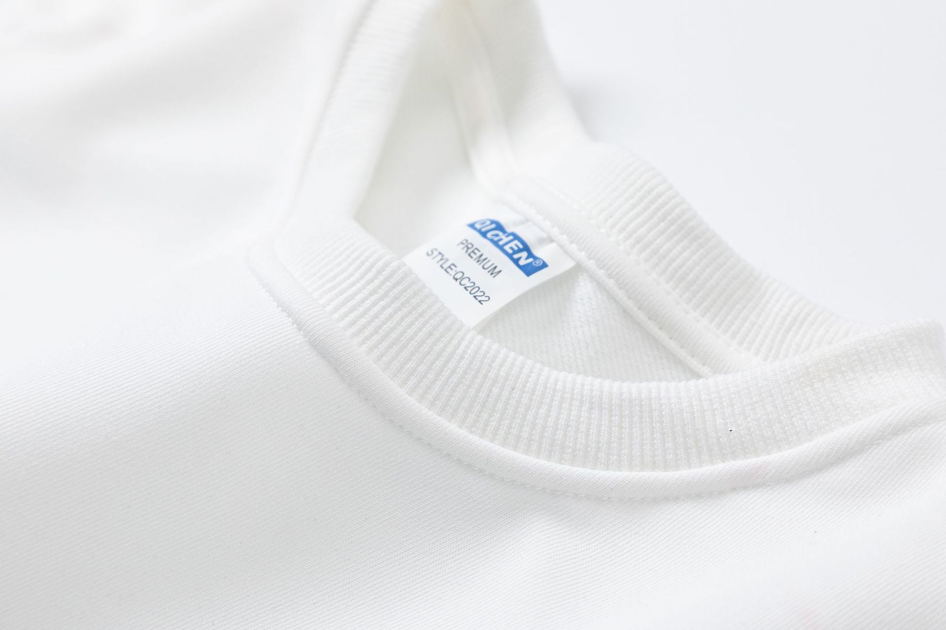 Christmas Reindeer Print Medium-Length Hoodie