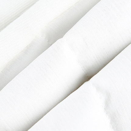 Jachetă scurtă cu guler în picioare din puf