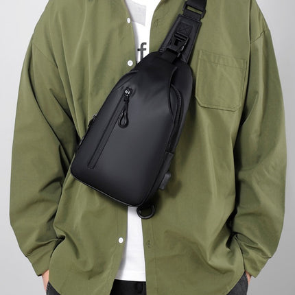 Outdoor Large Capacity Messenger Bag