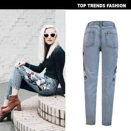 Grozavu Women's High-Waist Embroidered Straight-Leg Jeans at €49.10