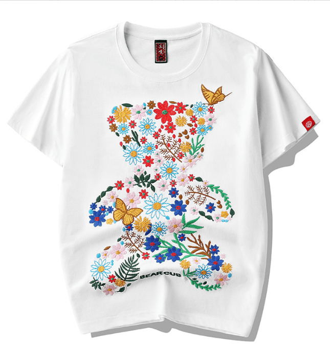 Grozavu Summer Cotton T-Shirt: Embroidered Floral Bear Design at €33.99