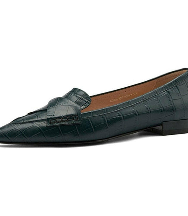 Grozavu: French Style Retro Pointy Flat Heel Shoes