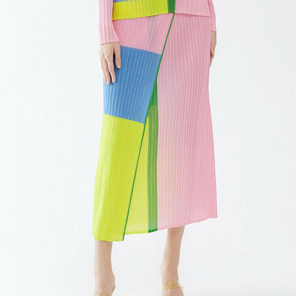 Grozavu Style: Spring Pleated Patchwork Skirt Set at €64.99