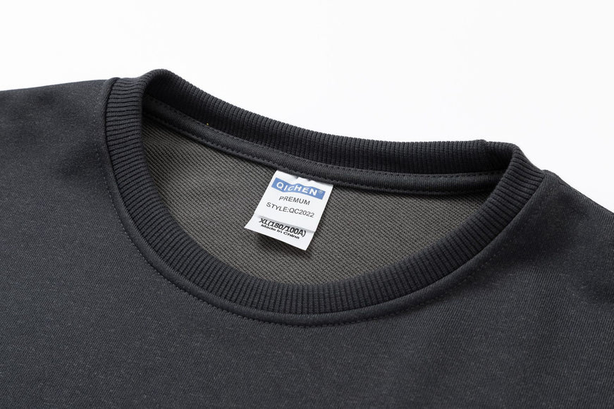 Felpa con cappuccio di media lunghezza con stampa di renna natalizia