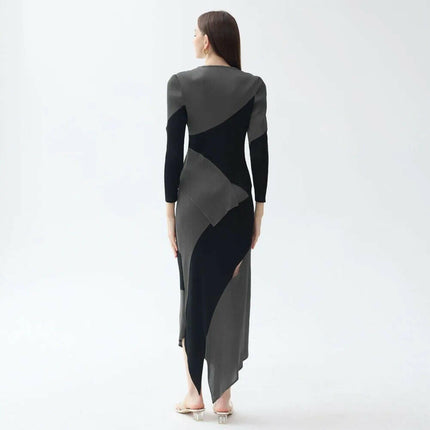 Grozavu Miyake Pleated 2-Piece Suit - Colorblocking Long Sleeve Set at €89.00