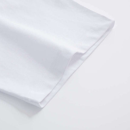 Close-up of sleeve detail from the Retro Washed Face Letter T-Shirt – Loose Fit in pure cotton fabric.