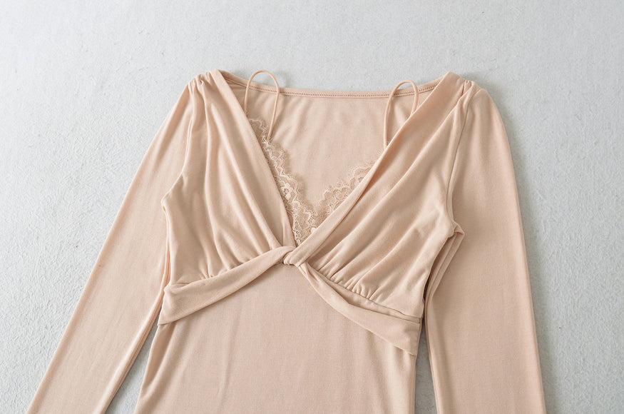 Twisted Lace Long Sleeved T-shirt