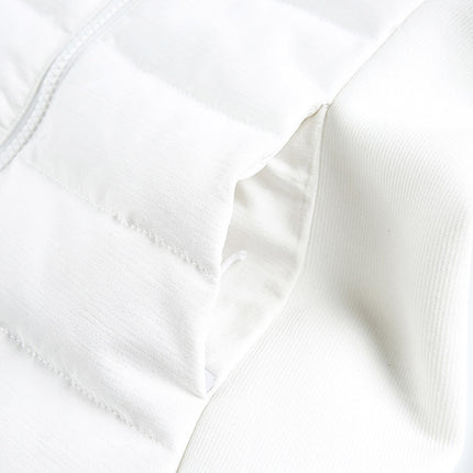 Jachetă scurtă cu guler în picioare din puf