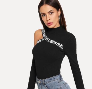 Cut-Out Shoulder Letter Tape Tee – Slim Fit