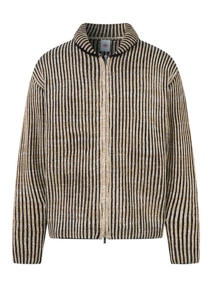 Model wearing Khaki double zipper jacket by Grozavu