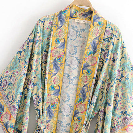 Grozavu's Bohemian Print Lace-Up Robe Cover-Up: Fresh & Stylish at €44.99