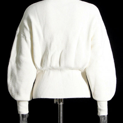 Grozavu's Stand Collar Feather Knit Sweater: Minimalist Style at €72.99