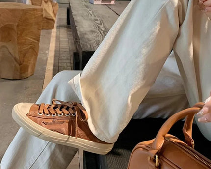 Chaussures de planche à lacets en cuir de vache rétro avec étoile en cuir de vache