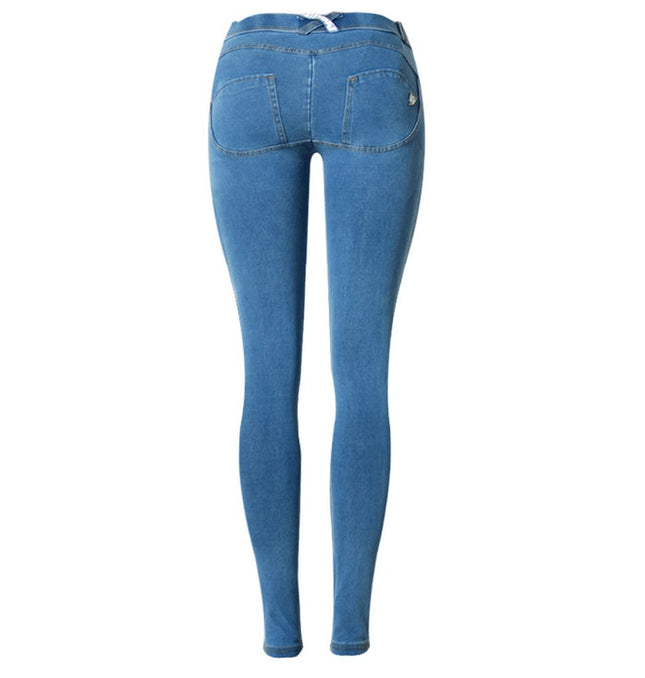 Stretchy Low-Waist Denim: Popular Comfort at €40.66