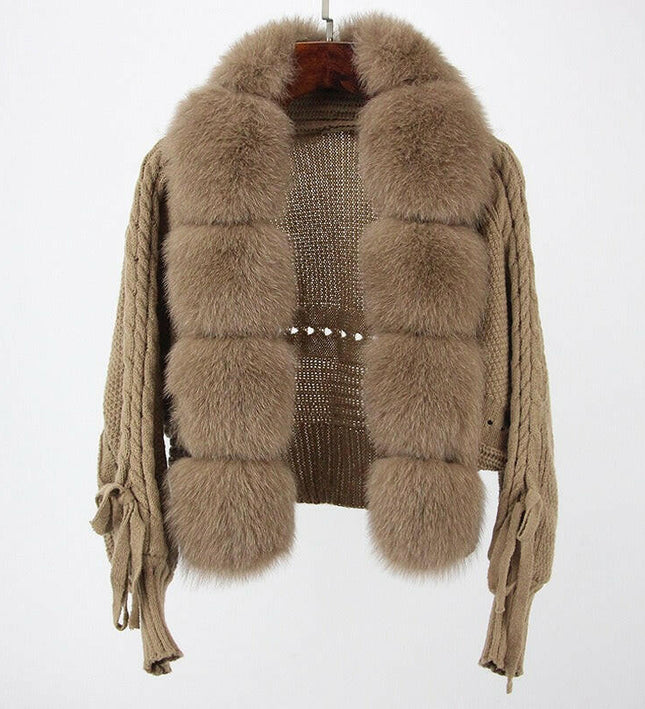 Accogliente giacca lavorata a maglia di Grozavu: resta al caldo con stile grazie all'abbottonatura in pelliccia naturale