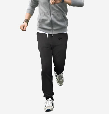 Men's sweatpants combining urban streetwear style with effortless comfort for a laid-back look.