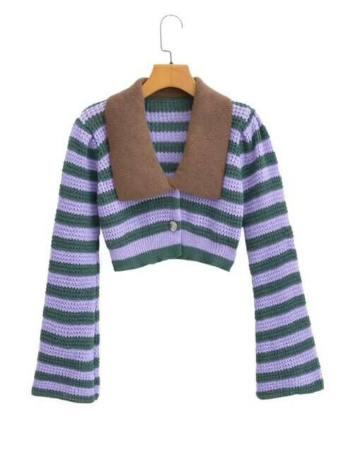 Elevate Your Winter Wardrobe: Grozavu's Fashionable Striped Knitted Cardigan!