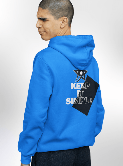 Street essential hoodie with timeless appeal, blending comfort and style for an easy, casual look.