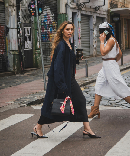 Eine hochkontrastierende Schicht <strong>ENTWICKELT, UM ZU DOMINIEREN</strong>