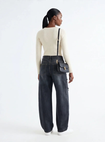 Lässige Jeans – aus atmungsaktivem Stoff mit raffinierten Details
