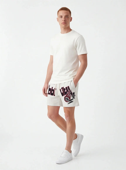 Effortless Shorts – from Sustainable Material for an Unmistakable Style