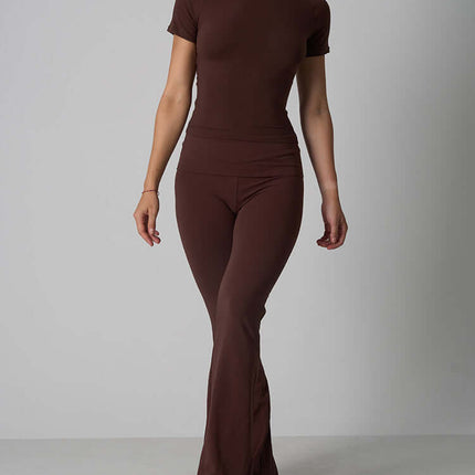 Casual Fit Cotton Jersey Yoga Set featuring a stylish short sleeve crop top and high-waist long flare pants for women.