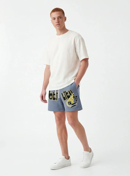 Effortless Shorts – from Sustainable Material for an Unmistakable Style