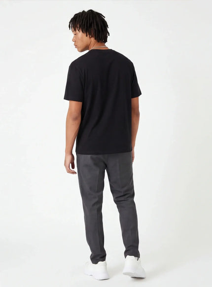 Exklusives T-Shirt – aus hochwertiger Baumwolle für eine mutige Silhouette