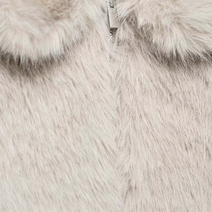 Faux Fur Zipper Coat – Elegant Fit close-up showing soft luxurious texture and zipper detail.