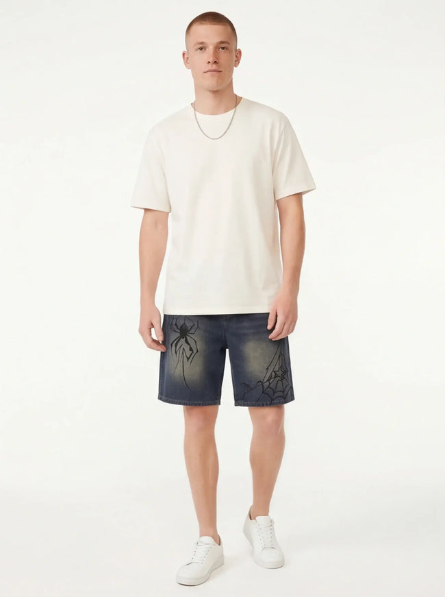 Versatile Shorts – from Breathable Fabric with a Contemporary Vibe