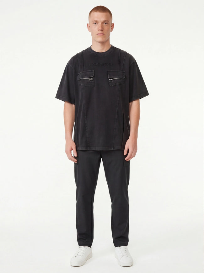 Camiseta de bolsillo con bordado de letras desgastada de ajuste esencial